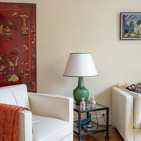 Veeve - Pere-lachaise Chronicles Apartment Paris