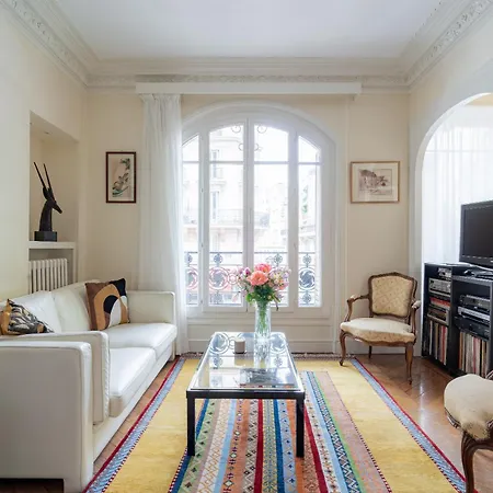 Apartment Veeve - Pere-lachaise Chronicles *